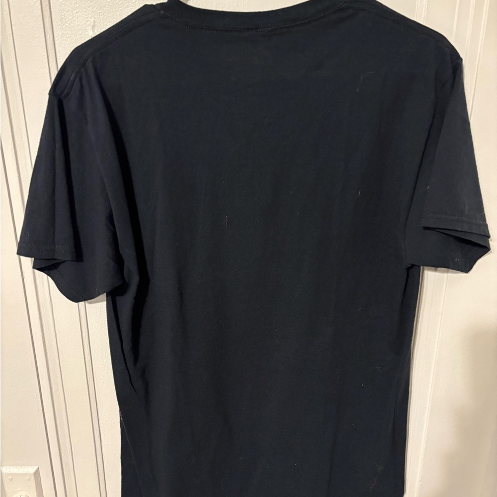 Women’s Gray Peace Sign Lennon & McCartney T-Shirt “Love is All You Need” NWT - Picture 2 of 4